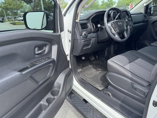 2023 Nissan Titan S 4WD