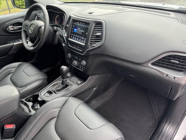 2022 Jeep Cherokee Latitude Lux 4WD