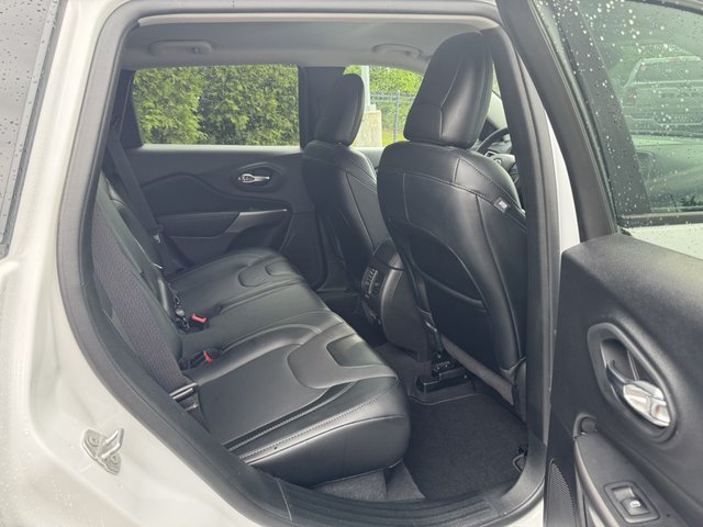 2022 Jeep Cherokee Latitude Lux 4WD
