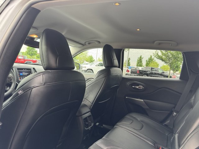 2022 Jeep Cherokee Latitude Lux 4WD