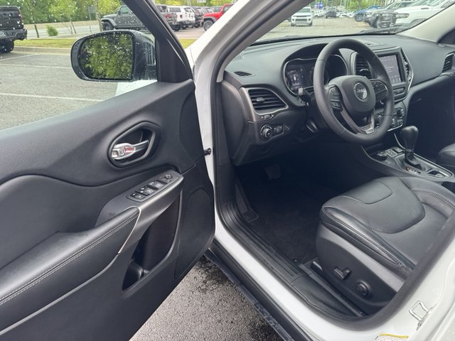 2022 Jeep Cherokee Latitude Lux 4WD
