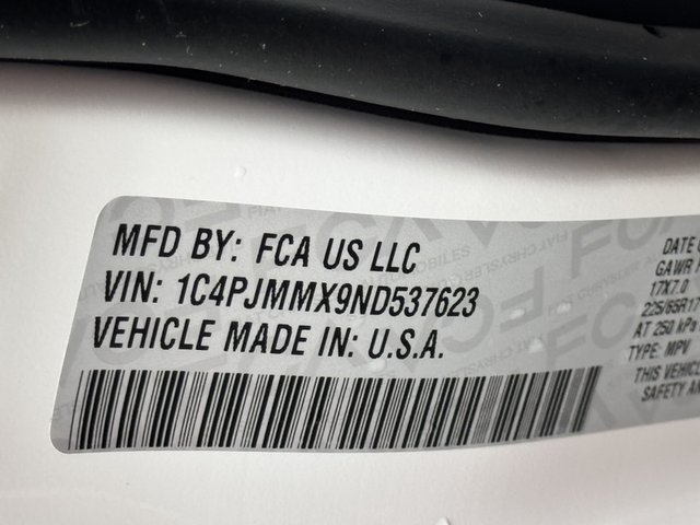 2022 Jeep Cherokee Latitude Lux 4WD