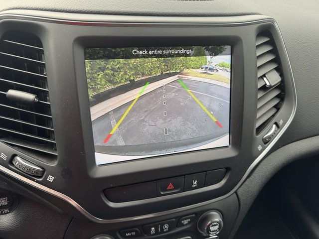 2022 Jeep Cherokee Latitude Lux 4WD