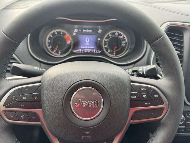 2022 Jeep Cherokee Latitude Lux 4WD