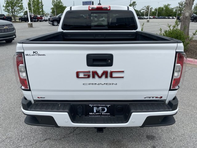 2022 GMC Canyon AT4 w/Leather 4WD 128WB
