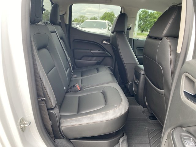 2022 GMC Canyon AT4 w/Leather 4WD 128WB