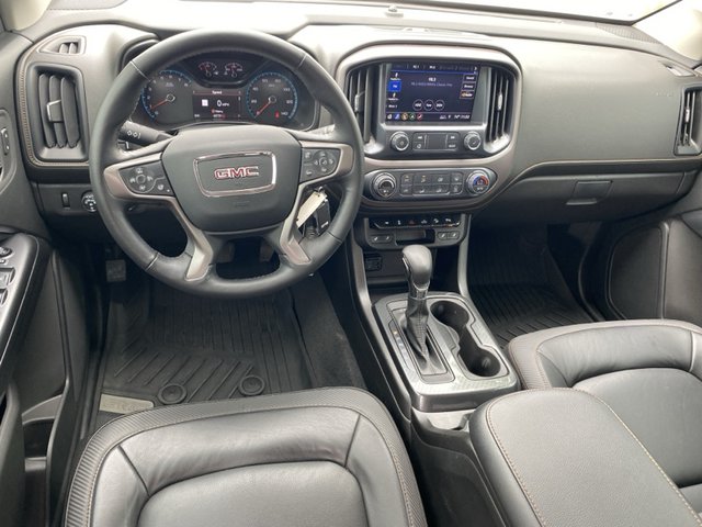 2022 GMC Canyon AT4 w/Leather 4WD 128WB