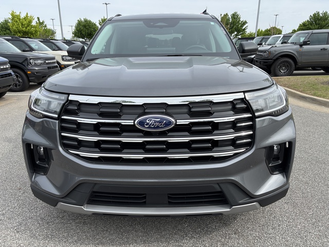 2025 Ford Explorer Active RWD