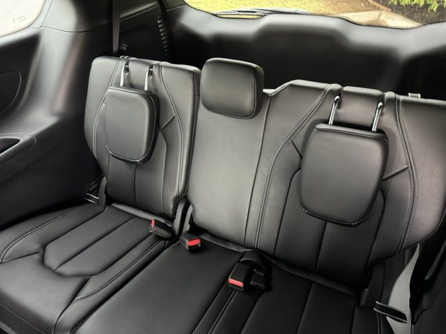 2025 Chrysler Pacifica Hybrid Select FWD