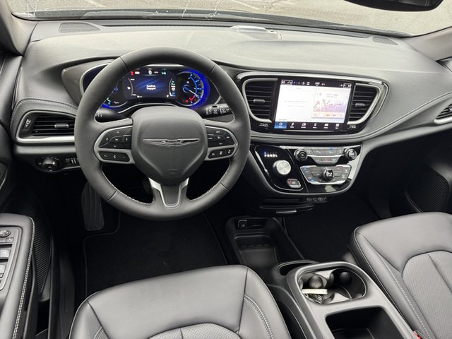 2025 Chrysler Pacifica Hybrid Select FWD