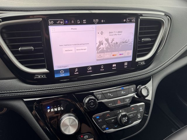 2025 Chrysler Pacifica Hybrid Select FWD