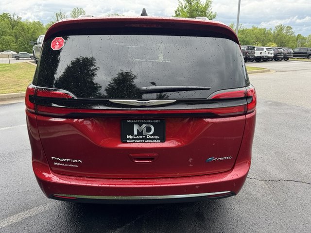 2025 Chrysler Pacifica Hybrid Pinnacle FWD Hybrid
