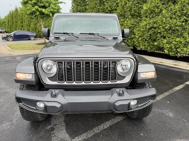 2025 Jeep Gladiator Nighthawk 4WD