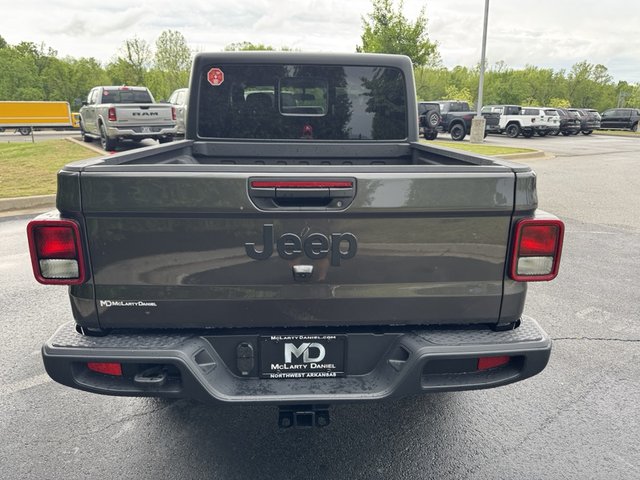 2025 Jeep Gladiator Nighthawk 4WD