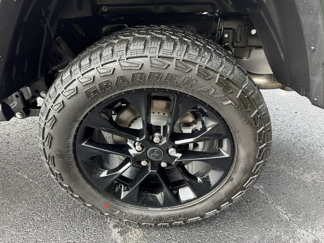 2025 Jeep Gladiator Nighthawk 4WD