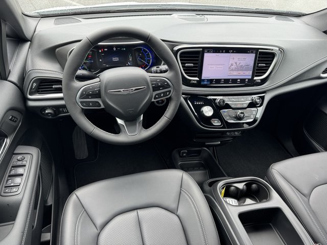 2025 Chrysler Pacifica Hybrid Select FWD