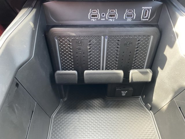 2025 Ram 1500 Laramie 4WD 5ft7 Box