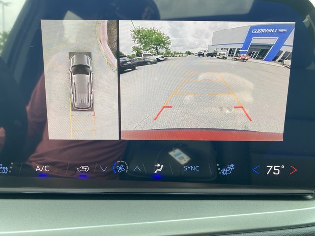 2025 Chevrolet Traverse LT FWD