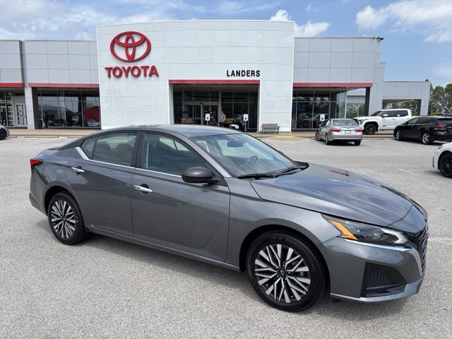 2024 Nissan Altima 2.5 SV AWD
