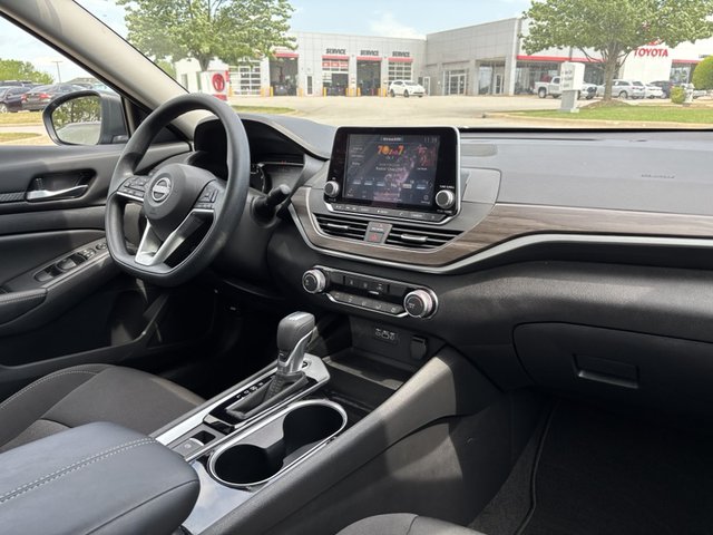2024 Nissan Altima 2.5 SV AWD