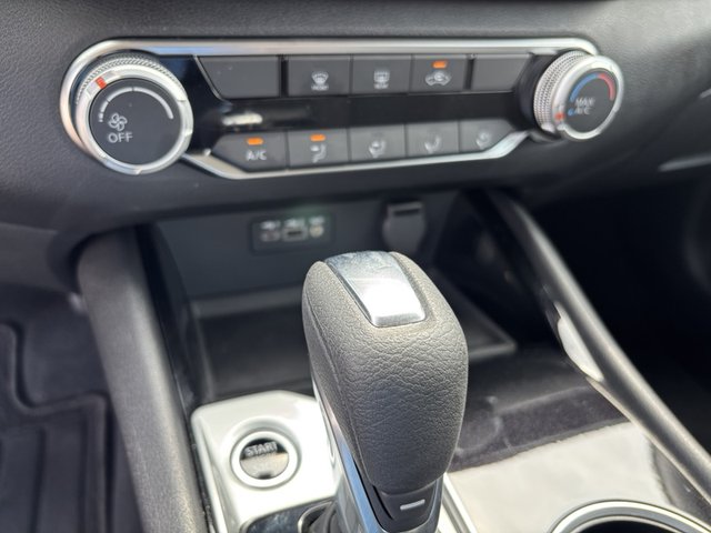 2024 Nissan Altima 2.5 SV AWD