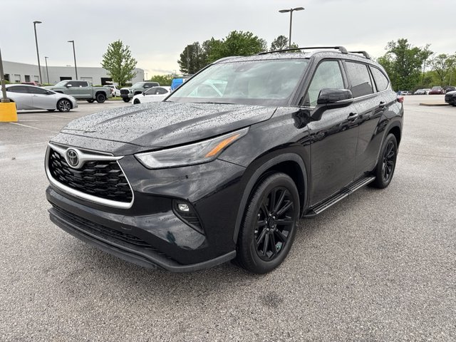 2022 Toyota Highlander XLE FWD