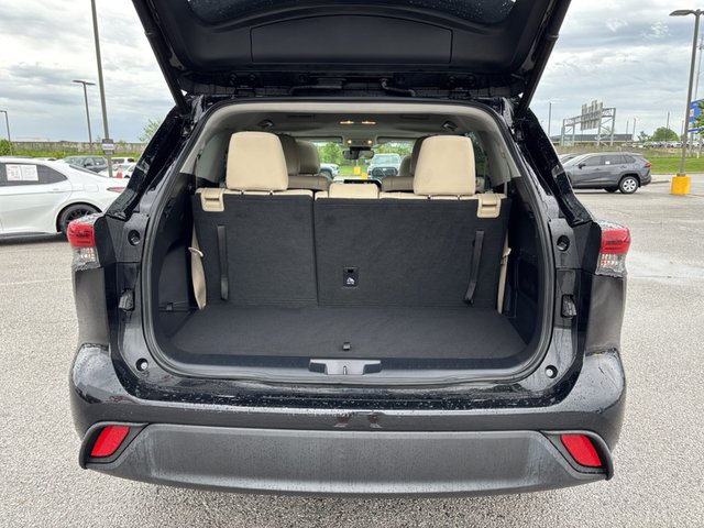 2022 Toyota Highlander XLE FWD
