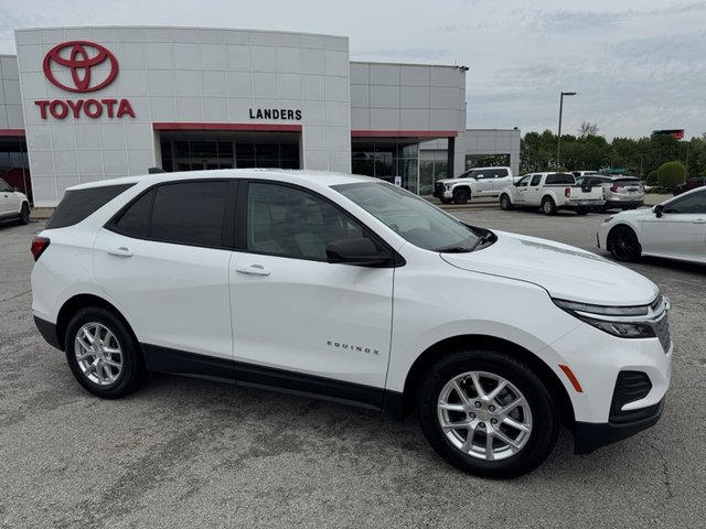 2022 Chevrolet Equinox LS w/1LS FWD
