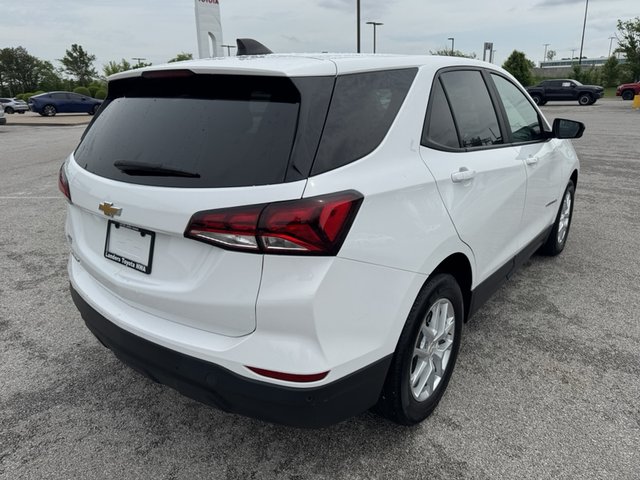 2022 Chevrolet Equinox LS w/1LS FWD