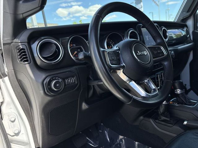 2020 Jeep Wrangler Unlimited Sahara Altitude 4WD