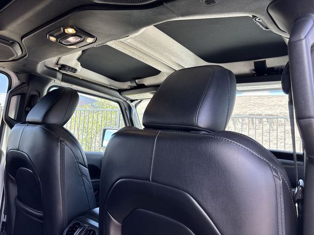 2020 Jeep Wrangler Unlimited Sahara Altitude 4WD