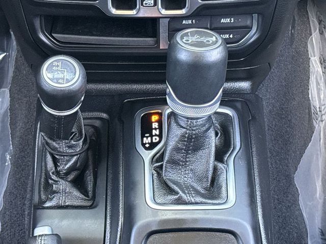 2020 Jeep Wrangler Unlimited Sahara Altitude 4WD