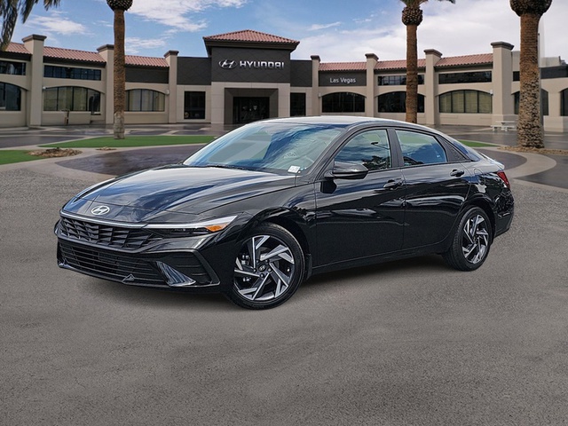2025 Hyundai Elantra SE AWD