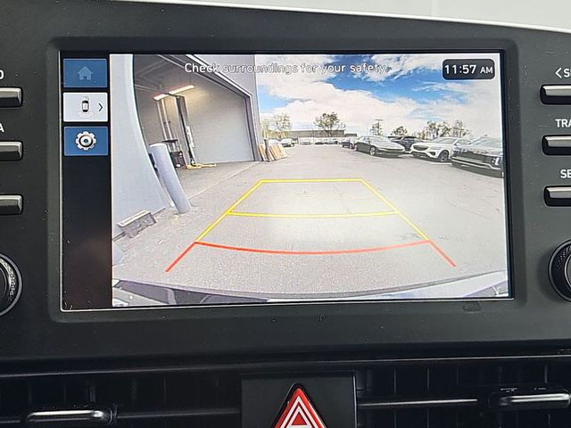 2025 Hyundai Elantra SE AWD