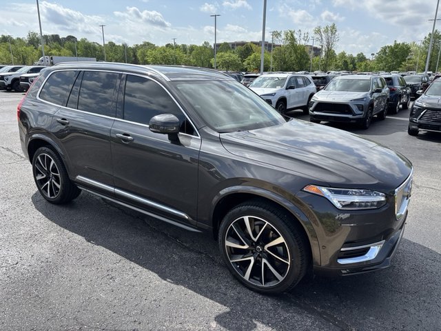 2023 Volvo XC90 B6 AWD Plus 6P