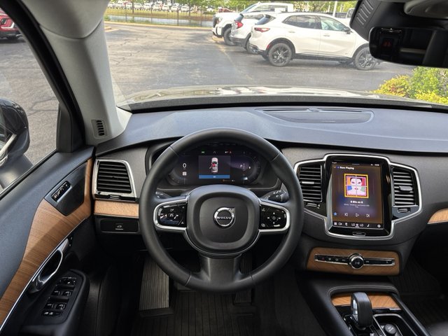 2023 Volvo XC90 B6 AWD Plus 6P