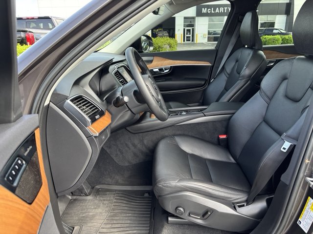 2023 Volvo XC90 B6 AWD Plus 6P