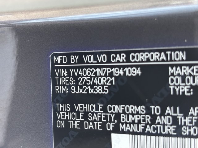 2023 Volvo XC90 B6 AWD Plus 6P
