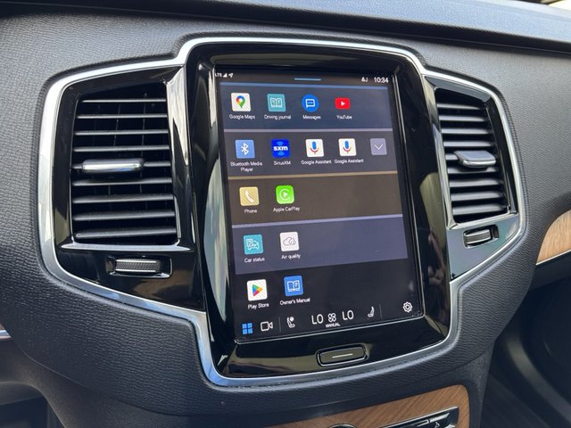 2023 Volvo XC90 B6 AWD Plus 6P