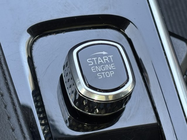 2023 Volvo XC90 B6 AWD Plus 6P