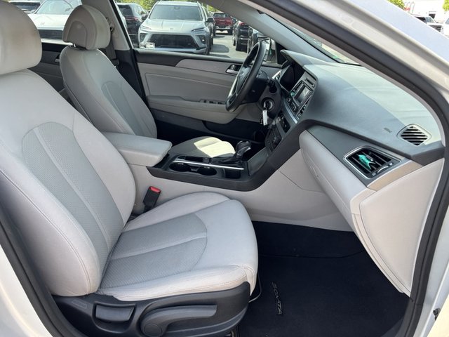 2015 Hyundai Sonata 2.4L SE