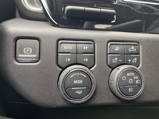 2025 Chevrolet Silverado 3500HD High Country 4WD 172WB