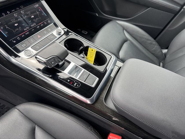 2023 Audi Q7 Premium Plus 45 TFSI Quattro