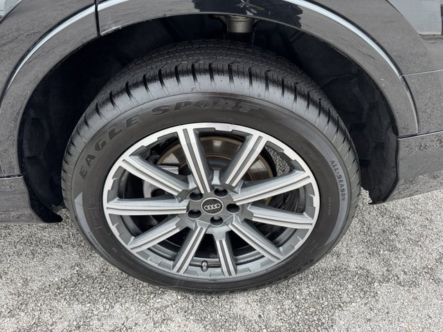 2023 Audi Q7 Premium Plus 45 TFSI Quattro
