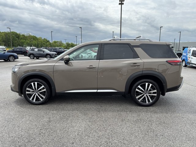 2024 Nissan Pathfinder Platinum 4WD