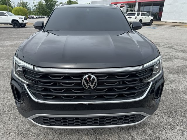 2024 Volkswagen Atlas 2.0T SE w/Tech FWD Cross Spo