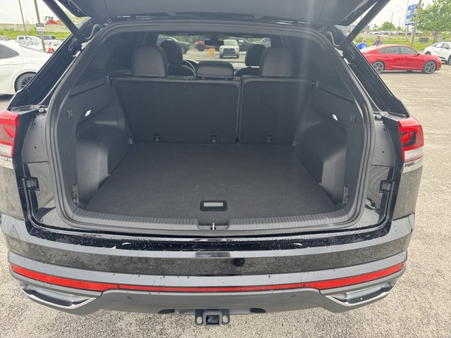 2024 Volkswagen Atlas 2.0T SE w/Tech FWD Cross Spo