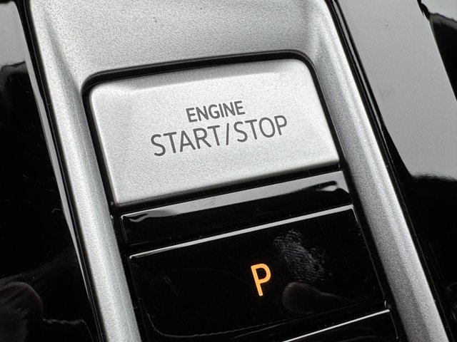 2024 Volkswagen Atlas 2.0T SE w/Tech FWD Cross Spo