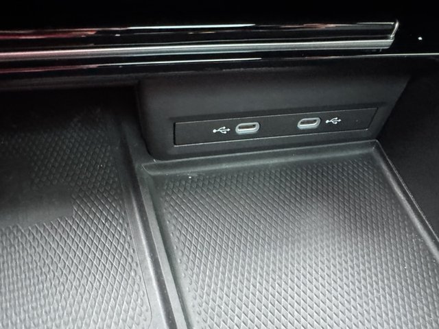 2024 Volkswagen Atlas 2.0T SE w/Tech FWD Cross Spo