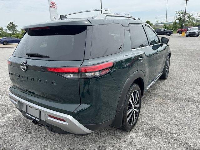 2023 Nissan Pathfinder Platinum 2WD